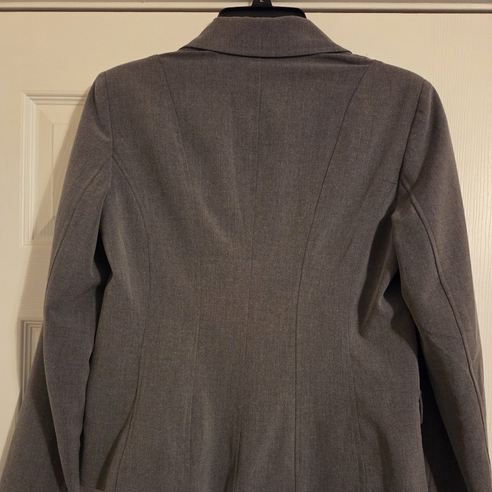 Ladies Blazer - Picture 2 of 3